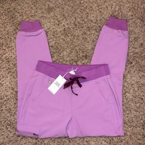 FIGS dusk Zamora jogger